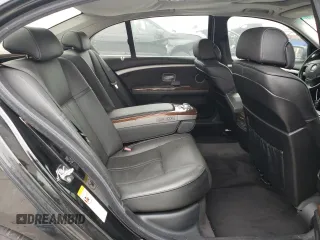 2006 BMW 7 Series 750Li z VIN WBAHN83526DT29128, wystawiony jako Copart lot #83745544 z przebiegiem 155 589 mil mil oraz Szkoda całkowita • Salvage title. Historia ofert i sprzedaży dostępna na DreamBid. Obrazek 10.