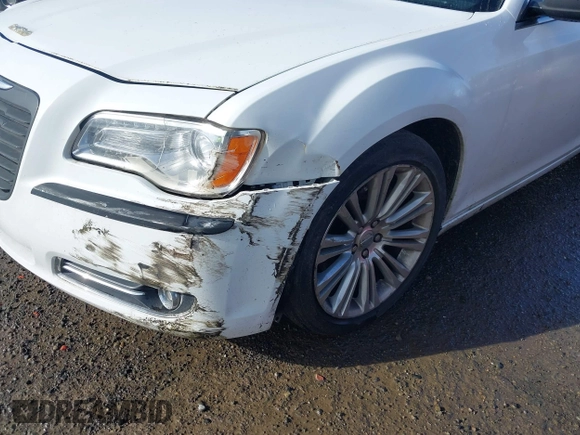 2011 Chrysler 300 with VIN 2C3CA6CT9BH581181, listed as a IAAI auction lot 41981733 with 156,460 mi miles. Bid and sale history available at carsss.com. Image 6.
