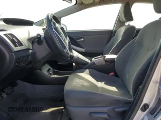 2012 Toyota Prius with VIN JTDKN3DP3C3011337, listed as a Copart auction lot 63457645 with 273,791 mi miles and Clean title. Bid and sale history available at DreamBid. Image 7.