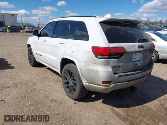 2017 Jeep Grand Cherokee Laredo with VIN 1C4RJFAG9HC824883, listed as a IAAI auction lot 41876117 with 141,067 mi miles. Bid and sale history available at carsss.com. Image 3.