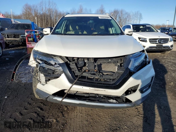 2017 Nissan Rogue SL with VIN 5N1AT2MV1HC807727, listed as a Copart auction lot 42652085 with 111,093 mi miles and Salvage title. Bid and sale history available at DreamBid. Image 5.