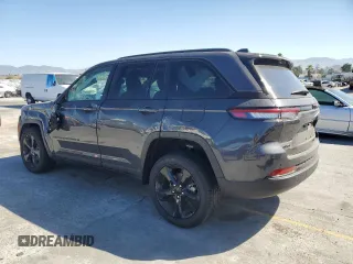 2024 Jeep Grand Cherokee Limited z VIN 1C4RJHBG2RC238800, wystawiony jako Copart lot #64044345 z przebiegiem 4 890 mil mil oraz Czysty tytuł • Clean title. Historia ofert i sprzedaży dostępna na DreamBid. Obrazek 2.