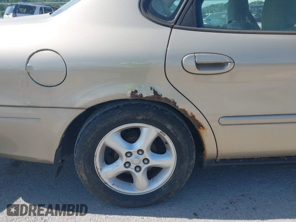 2001 Ford Taurus SE with VIN 1FAFP53211A269576, listed as a IAAI auction lot 42606231 with 176,240 mi miles and . Bid and sale history available at DreamBid. Image 6.