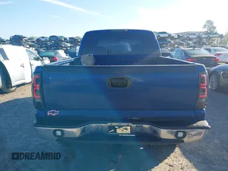 2004 Chevrolet Silverado 1500 with VIN 1GCEK19T54E256730, listed as a IAAI auction lot 41685840 with 281,979 mi miles and . Bid and sale history available at DreamBid. Image 17.