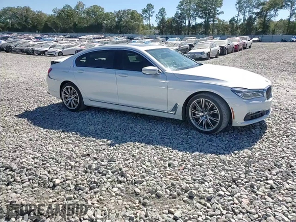 2016 BMW 7 Series 750i with VIN WBA7F0C56GGM20770, listed as a Copart auction lot 75985684 with 92,142 mi miles and Salvage Title. Bid and sale history available at carsss.com. Image 13.
