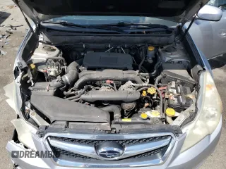2012 Subaru Legacy Premium z VIN 4S3BMBC6XC3012037, wystawiony jako Copart lot #55500225 z przebiegiem 303 495 mil mil oraz Szkoda całkowita • Salvage title. Historia ofert i sprzedaży dostępna na DreamBid. Obrazek 11.