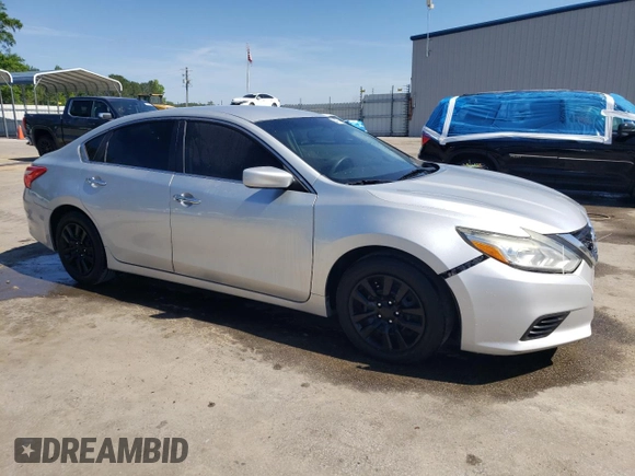 2016 Nissan Altima S with VIN 1N4AL3AP5GN355211, listed as a Copart auction lot 54677435 with 193,286 mi miles and Salvage title. Bid and sale history available at DreamBid. Image 4.