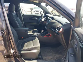 2022 Chevrolet TrailBlazer RS with VIN KL79MTSL9NB033818, listed as a IAAI auction lot 42013033 with 43,260 mi miles and . Bid and sale history available at DreamBid. Image 5.