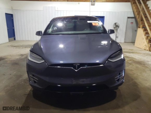 2017 Tesla Model X 90D with VIN 5YJXCAE29HF075167, listed as a Copart auction lot 42823513 with 151203 miles. Bid and sale history available at carsss.com. Image 5.