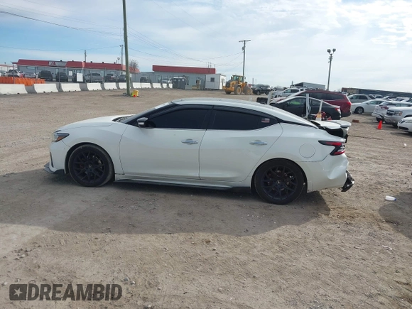 2019 Nissan Maxima SV with VIN 1N4AA6AV7KC383974, listed as a IAAI auction lot 41660286 with 86,682 mi miles and . Bid and sale history available at DreamBid. Image 14.