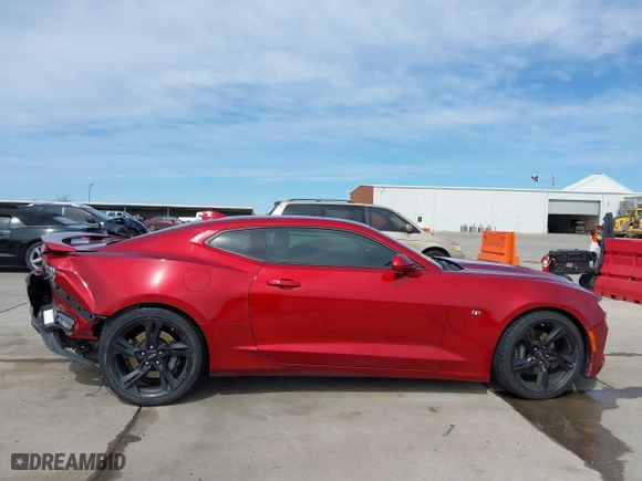 2021 Chevrolet Camaro 2SS with VIN 1G1FH1R7XM0125773, listed as a IAAI auction lot 41667537 with 27,000 mi miles. Bid and sale history available at carsss.com. Image 13.