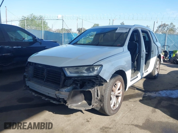 2019 Audi Q7 Premium with VIN WA1AAAF70KD037387, listed as a IAAI auction lot 41966996 with 93,245 mi miles and . Bid and sale history available at DreamBid. Image 18.