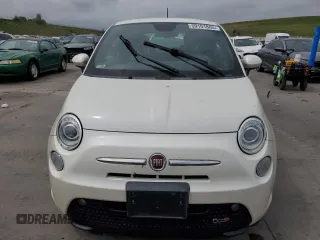 2014 FIAT 500e с VIN 3C3CFFGE0ET172785, выставлен на аукционе Copart как лот 59101865 с пробегом 57 727 миль миль и Списание • Salvage title. История ставок и продаж доступна на DreamBid. Изображение 5.