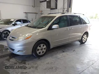 2007 Toyota Sienna XLE with VIN 5TDZK22C67S062210, listed as a IAAI auction lot 42099448 with 144,859 mi miles. Bid and sale history available at carsss.com. Image 2.
