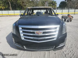 2017 Cadillac Escalade Luxury with VIN 1GYS4BKJ6HR374189, listed as a Copart auction lot 89162875 with 0 mi miles and Non Repairable. Bid and sale history available at carsss.com. Image 5.