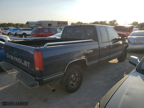 1999 Chevrolet C/K 1500 with VIN 1GCEC19R7XR140542, listed as a Copart auction lot 74936724 with 348,313 mi miles and Salvage Title. Bid and sale history available at carsss.com. Image 3.