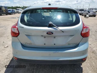 2013 Ford Focus Electric с VIN 1FADP3R44DL251179, выставлен на аукционе Copart как лот 56572595 с пробегом 49 705 миль миль и Чистый • Clean title. История ставок и продаж доступна на DreamBid. Изображение 6.