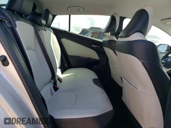 2016 Toyota Prius Four z VIN JTDKARFU0G3500883, wystawiony jako Copart lot #55211615 z przebiegiem 117 528 mil mil oraz Czysty tytuł • Clean title. Historia ofert i sprzedaży dostępna na DreamBid. Obrazek 10.
