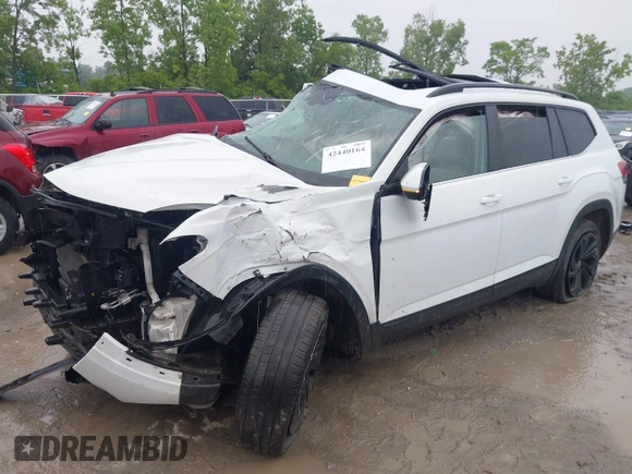 2022 Volkswagen Atlas SE with VIN 1V2KR2CA0NC509427, listed as a IAAI auction lot 42440164 with 52,898 mi miles and . Bid and sale history available at DreamBid. Image 6.