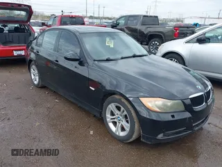 2008 BMW 3 Series 328xi with VIN WBAVC93588K044348, listed as a IAAI auction lot 41915673 with 172,403 mi miles. Bid and sale history available at carsss.com. Image 1.