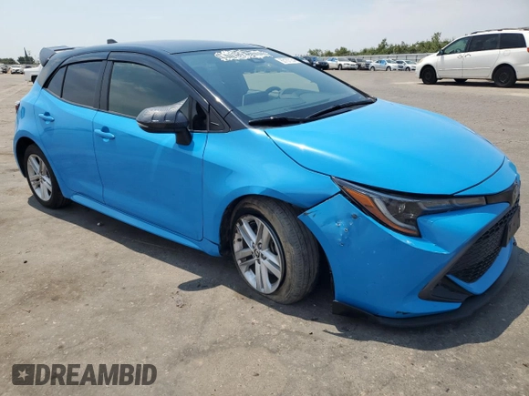 2021 Toyota Corolla Hatchback SE with VIN JTND4MBE0M3120757, listed as a Copart auction lot 63187034 with 45,238 mi miles and Salvage Title. Bid and sale history available at carsss.com. Image 4.