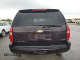 2009 Chevrolet Suburban LT w/1LT with VIN 1GNFK26399R216639, listed as a Copart auction lot 70335104 with 179,321 mi miles and Salvage Title. Bid and sale history available at carsss.com. Image 6.