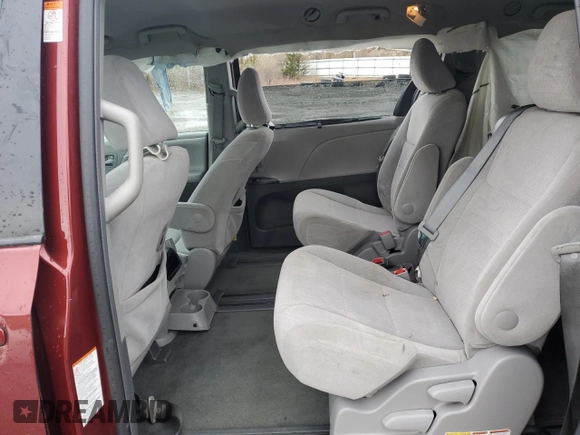 2015 Toyota Sienna LE AAS with VIN 5TDKK3DCXFS537375, listed as a Copart auction lot 51580235 with 77,389 mi miles and Salvage Title. Bid and sale history available at carsss.com. Image 12.