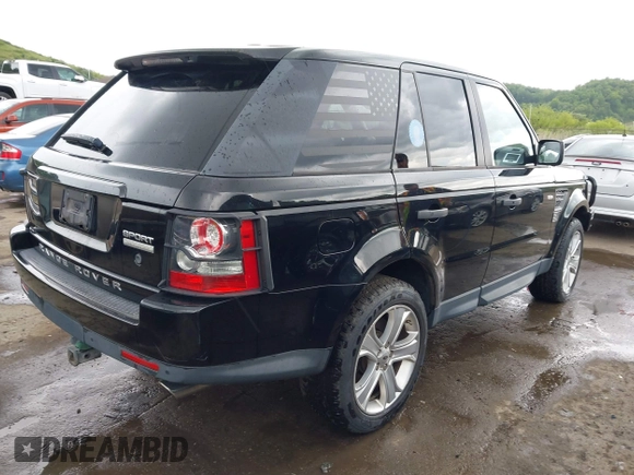 2011 Land Rover Range Rover Sport SC with VIN SALSH2E40BA267833, listed as a IAAI auction lot 42255739 with 101,323 mi miles and . Bid and sale history available at DreamBid. Image 4.