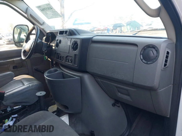 2010 Ford Econoline Cargo Commercial with VIN 1FTNE1EWXADA91363, listed as a IAAI auction lot 41833964 with 167,426 mi miles and . Bid and sale history available at carsss.com. Image 5.