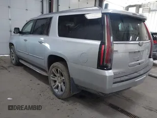 2016 Cadillac Escalade ESV Premium Collection z VIN 1GYS4JKJ9GR365012, wystawiony jako IAAI lot #41962570 z przebiegiem 97 138 mil mil oraz . Historia ofert i sprzedaży dostępna na DreamBid. Obrazek 3.