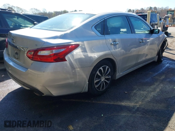 2017 Nissan Altima S with VIN 1N4AL3AP7HN326973, listed as a IAAI auction lot 41873195 with 200,187 mi miles and . Bid and sale history available at DreamBid. Image 4.