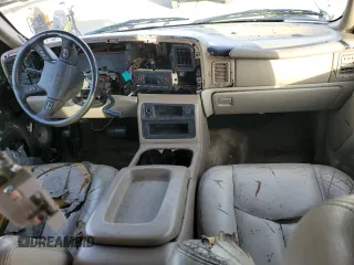 2004 GMC Yukon SLE with VIN 1GKEK13T24J206310, listed as a Copart auction lot 45712405 with 0 mi miles and Salvage Title. Bid and sale history available at carsss.com. Image 8.