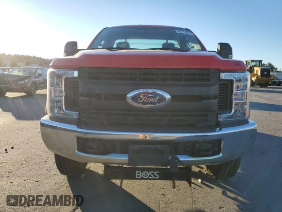 2019 Ford Super Duty F-250 SRW XL with VIN 1FTBF2B66KEF66349, listed as a Copart auction lot 81186234 with 43,000 mi miles and Salvage Title. Bid and sale history available at carsss.com. Image 5.