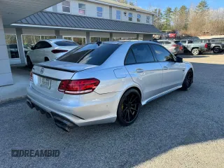 2011 Mercedes-Benz E 63 AMG with VIN WDDHF7HB6BA297410, listed as a Copart auction lot 80707444 with 135,320 mi miles and Clean title. Bid and sale history available at DreamBid. Image 4.