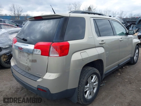 2012 GMC Terrain SLE-2 z VIN 2GKFLTEK4C6358120, wystawiony jako IAAI lot #41861482 z przebiegiem 123 947 mil mil oraz . Historia ofert i sprzedaży dostępna na DreamBid. Obrazek 4.