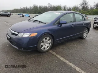 2008 Honda Civic LX z VIN 2HGFA16528H501688, wystawiony jako Copart lot #59456315 z przebiegiem 108 285 mil mil oraz Czysty tytuł • Clean title. Historia ofert i sprzedaży dostępna na DreamBid. Obrazek 1.