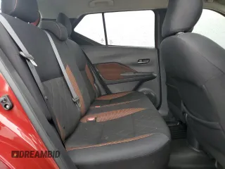 2019 Nissan Kicks SR z VIN 3N1CP5CU5KL569794, wystawiony jako Copart lot #55104055 z przebiegiem 50 184 mil mil oraz Czysty tytuł • Clean title. Historia ofert i sprzedaży dostępna na DreamBid. Obrazek 11.