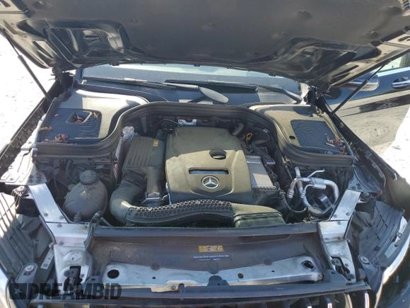 2018 Mercedes-Benz GLC 300 z VIN WDC0G4JB9JV087978, wystawiony jako Copart lot #52403965 z przebiegiem 99 637 mil mil oraz Szkoda całkowita • Salvage title. Historia ofert i sprzedaży dostępna na DreamBid. Obrazek 12.