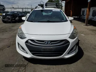 2013 Hyundai Elantra with VIN KMHD35LE2DU102942, listed as a Copart auction lot 54381795 with 176,155 mi miles and Non repairable. Bid and sale history available at DreamBid. Image 5.