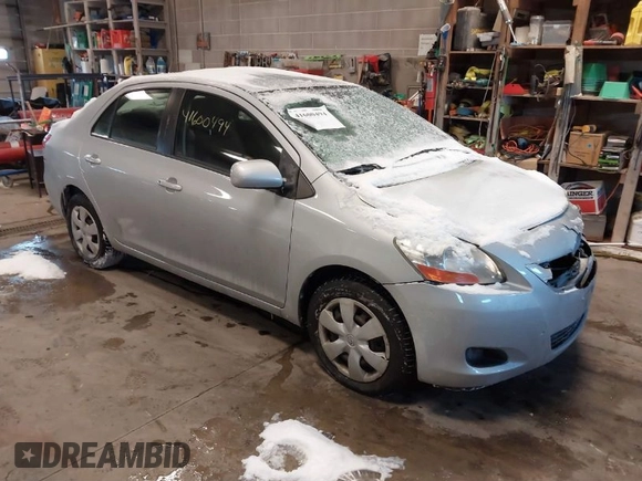 2007 Toyota Yaris with VIN JTDBT923271055260, listed as a IAAI auction lot 41600494 with 70,411 mi miles. Bid and sale history available at carsss.com. Image 1.