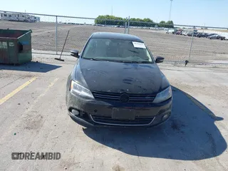 2012 Volkswagen Jetta Sedan SEL w/Sunroof with VIN 3VWLX7AJ2CM388825, listed as a IAAI auction lot 40490216 with 144,694 mi miles. Bid and sale history available at carsss.com. Image 6.