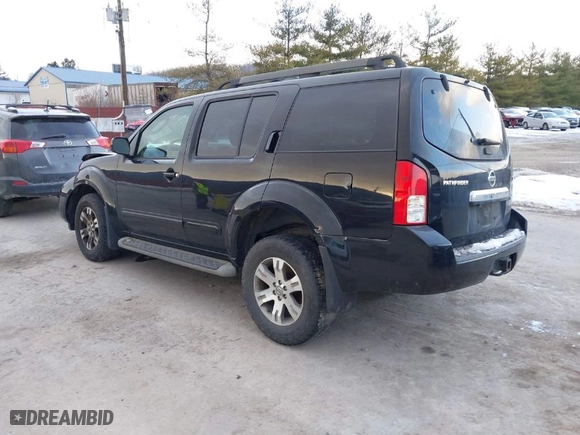 2010 Nissan Pathfinder SE with VIN 5N1AR1NB7AC629700, listed as a IAAI auction lot 41426876 with 298,925 mi miles. Bid and sale history available at carsss.com. Image 3.