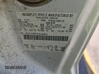 2013 Ford F-350 с VIN 1FD7X3B67DEA52601, выставлен на аукционе IAAI как лот 42796188 с пробегом 335 745 миль миль и . История ставок и продаж доступна на DreamBid. Изображение 16.