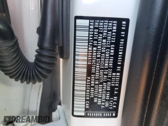 2018 Volkswagen Beetle S z VIN 3VW5DAAT4JM504510, wystawiony jako Copart lot #42905395 z przebiegiem 71 039 mil mil oraz Szkoda całkowita • Salvage title. Historia ofert i sprzedaży dostępna na DreamBid. Obrazek 12.