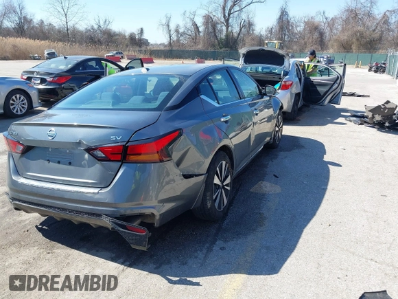 2019 Nissan Altima 2.5 SV with VIN 1N4BL4DV7KC140549, listed as a IAAI auction lot 41779383 with 104,152 mi miles. Bid and sale history available at carsss.com. Image 4.