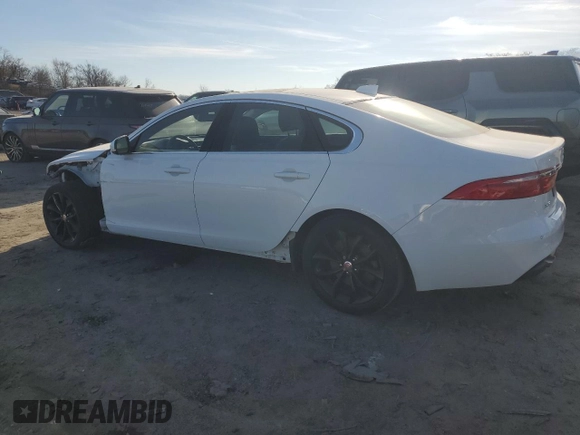 2018 Jaguar XF 25t Premium with VIN SAJBJ4FX9JCY54696, listed as a Copart auction lot 84917114 with 88,377 mi miles and Salvage Title. Bid and sale history available at carsss.com. Image 2.