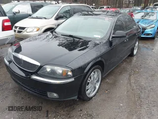 2005 Lincoln LS w/Luxury Pkg with VIN 1LNHM86S85Y618900, listed as a IAAI auction lot 41308598 with 203,974 mi miles. Bid and sale history available at carsss.com. Image 2.