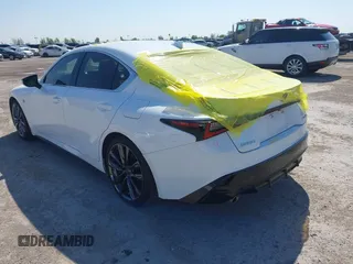 2024 Lexus IS 350 F Sport z VIN JTHGZ1B28R5076833, wystawiony jako IAAI lot #41967134 z przebiegiem 20 704 mil mil oraz . Historia ofert i sprzedaży dostępna na DreamBid. Obrazek 3.