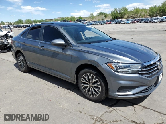 2020 Volkswagen Jetta S z VIN 3VWC57BU7LM103082, wystawiony jako Copart lot #55643185 z przebiegiem 30 368 mil mil oraz Szkoda całkowita • Salvage title. Historia ofert i sprzedaży dostępna na DreamBid. Obrazek 4.