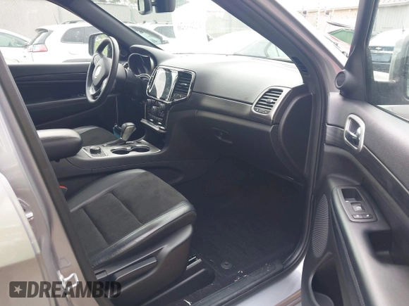 2019 Jeep Grand Cherokee Laredo E с VIN 1C4RJFAG3KC674406, выставлен на аукционе IAAI как лот 42389320 с пробегом 92 368 миль миль и . История ставок и продаж доступна на DreamBid. Изображение 5.